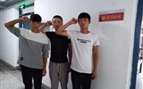 “建黨員標(biāo)兵宿舍，做文明示范先鋒”